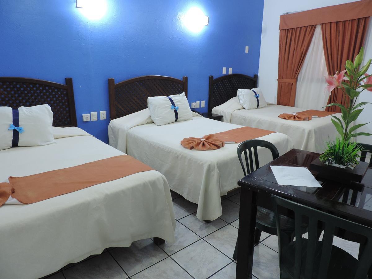 Hotel Hospedajes Del Rey Colima Eksteriør billede