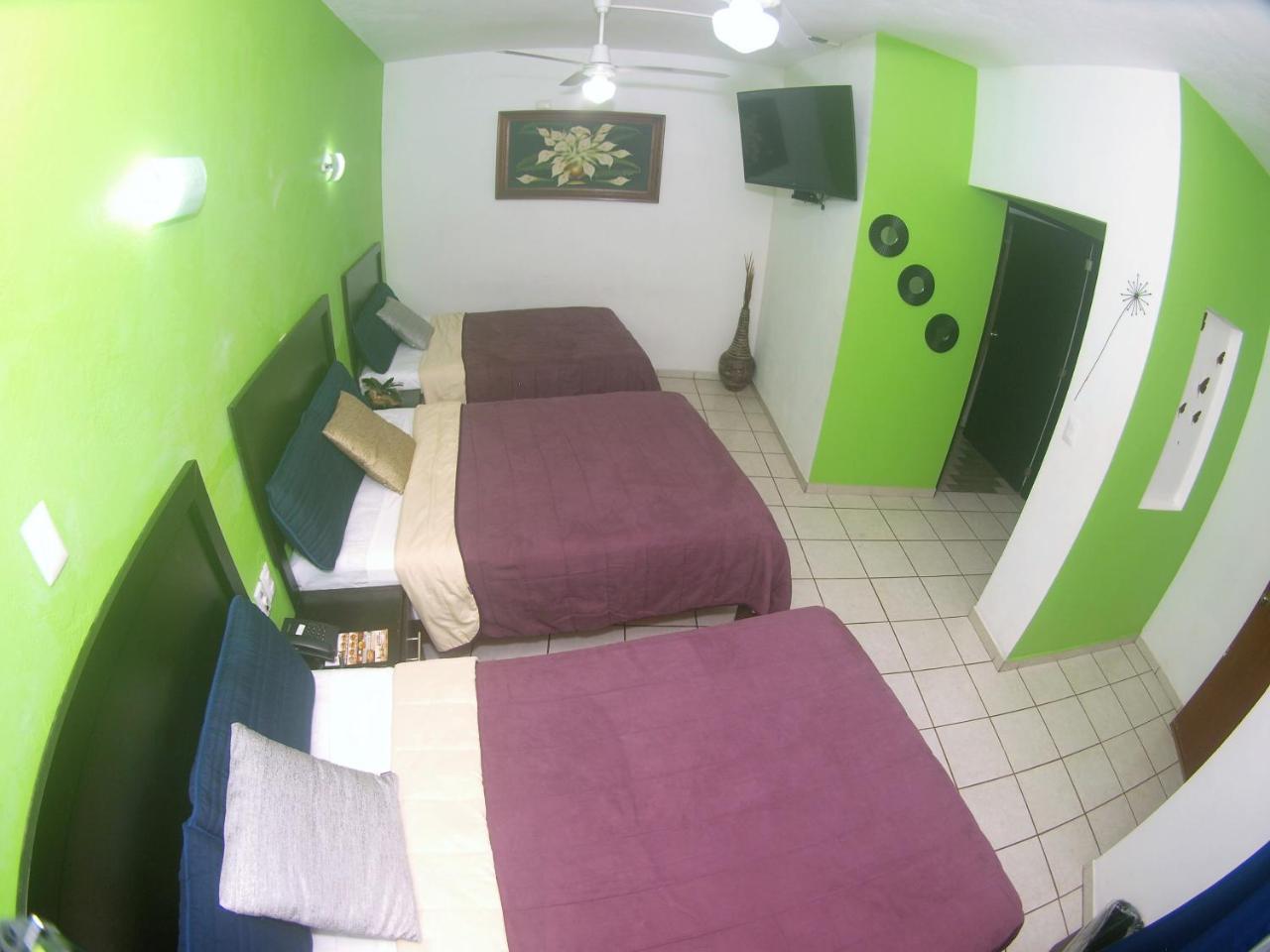 Hotel Hospedajes Del Rey Colima Eksteriør billede