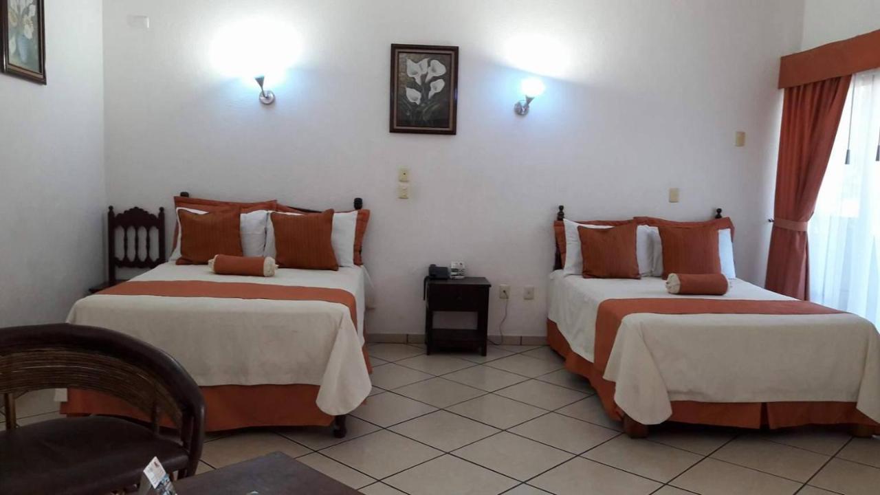 Hotel Hospedajes Del Rey Colima Eksteriør billede